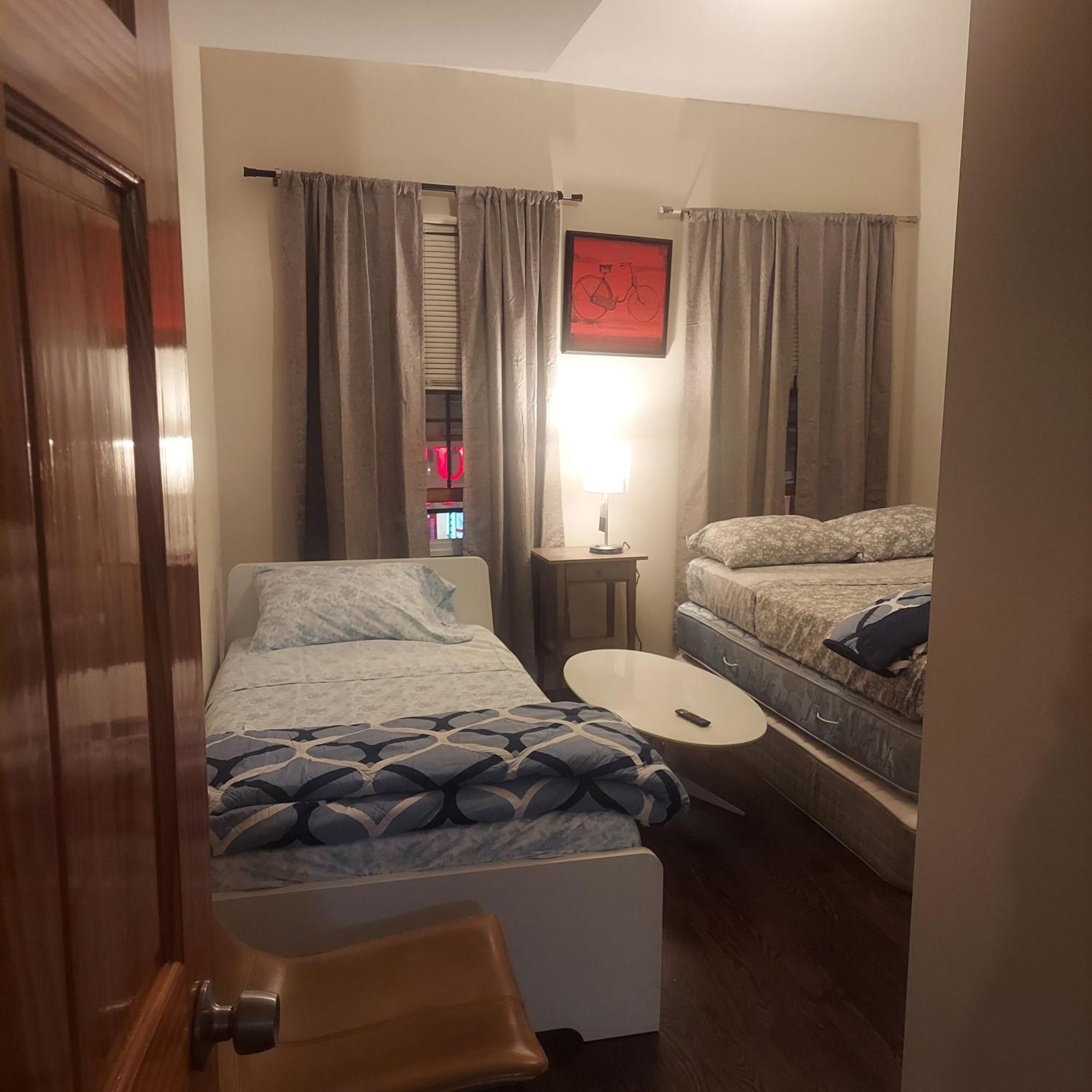 Double Queen Room 6 Minutes Walk To Penn Station Nyc Ewr Jersey City Exterior photo